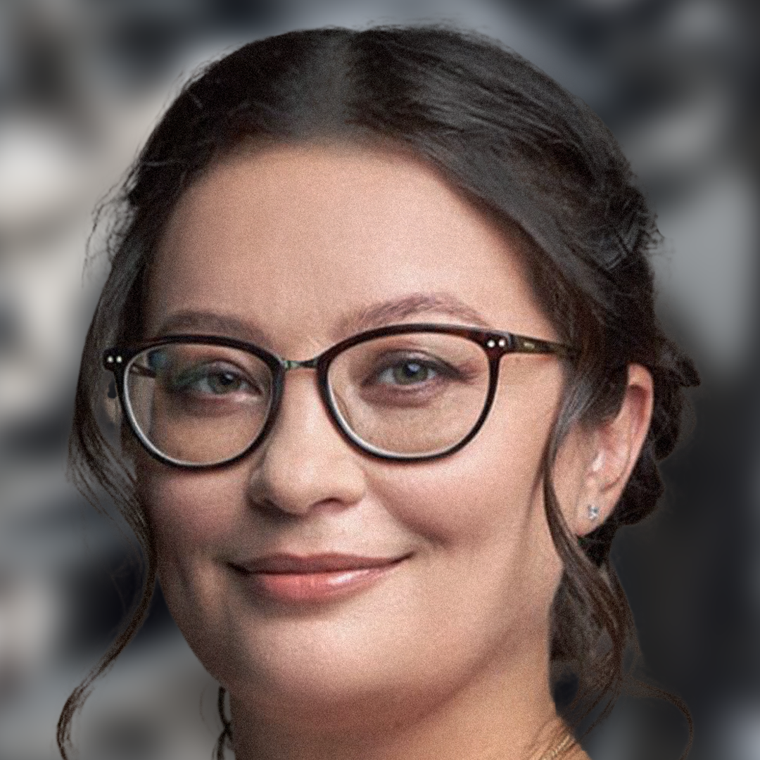 Анна Адом