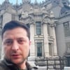 Зеленского единодушно поддерживают Украина и мир. Из чего состоит лидерство украинского президента во время войны и почему эта модель работает