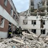 Росія випустила по центру Чернігова три ракети, вже відомо про 14 загиблих і понад 60 поранених: фото