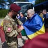 Освобожденные из плена военнослужащие, нуждающиеся в длительном лечении, будут получать 50 000 грн ежемесячно