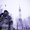 Дві ракети у Київську телевежу. Навіщо Росія атакує українські вежі й чому з цього нічого не вийде