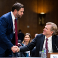 «Америка в упадке». Крыло «пессимистов» в окружении Трампа может оставить Украину без оружия. Кто входит в крыло и что с этим делать