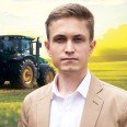 «Завод Кобзаренко» начинался в гараже, а вырос в компанию с миллиардной выручкой. Как ей удается продавать украинскую аграрную технику в 30 стран /Фото из личного архива
