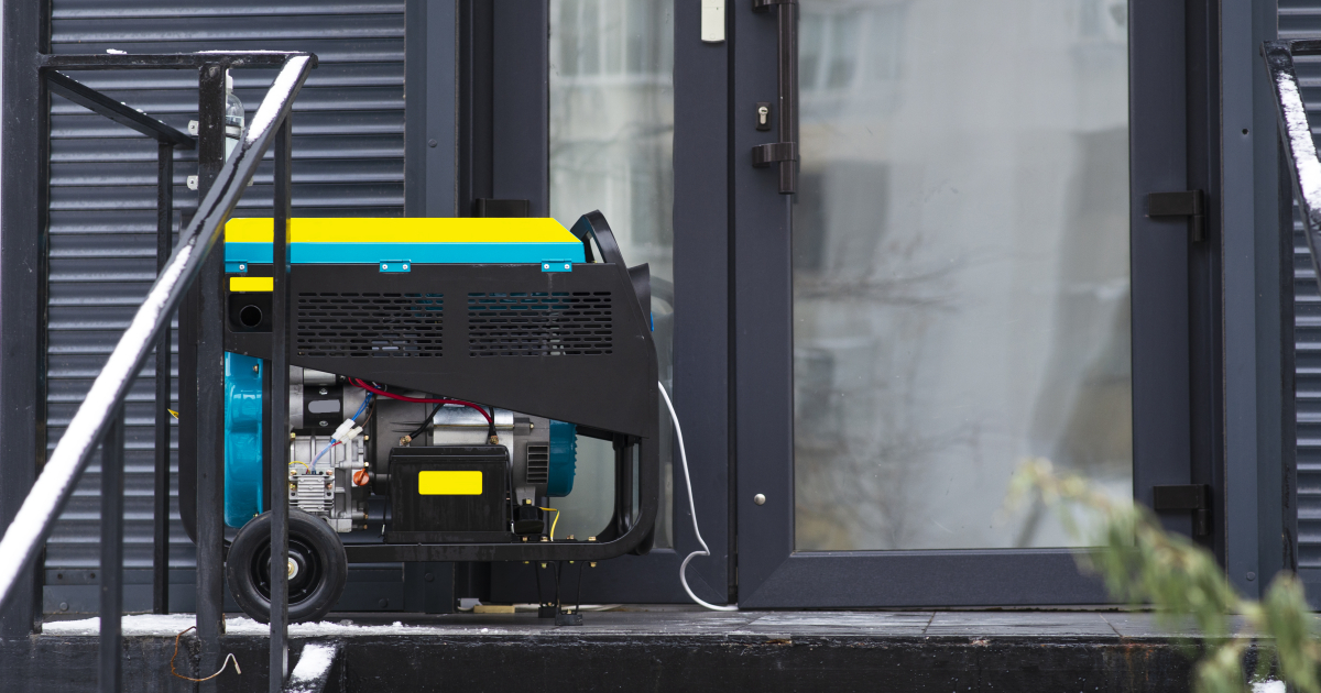 «Змінили два генератори, цієї осені зламався третій». Малі бізнеси намагаються не втратити клієнтів і дохід через відключення світла. Яка техніка допомагає їм виживати?