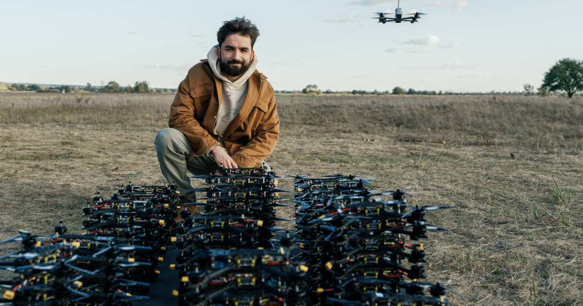 «Піонери напрямку». Великий виробник FPV-дронів TAF Industries Олександра Яковенка купив частку у кількох DefenceTech-компаніях. Скільки він витратив на угоди