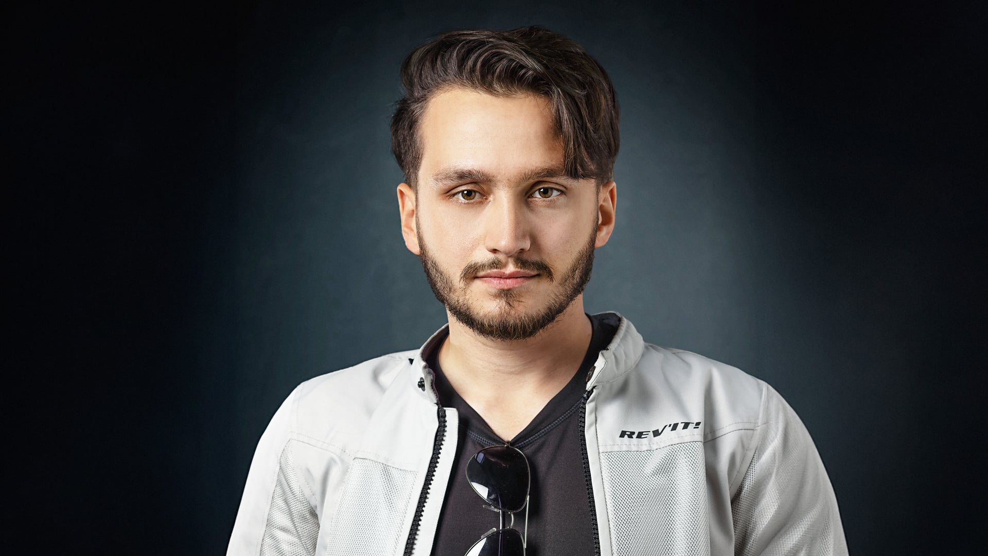 надано Vyriy