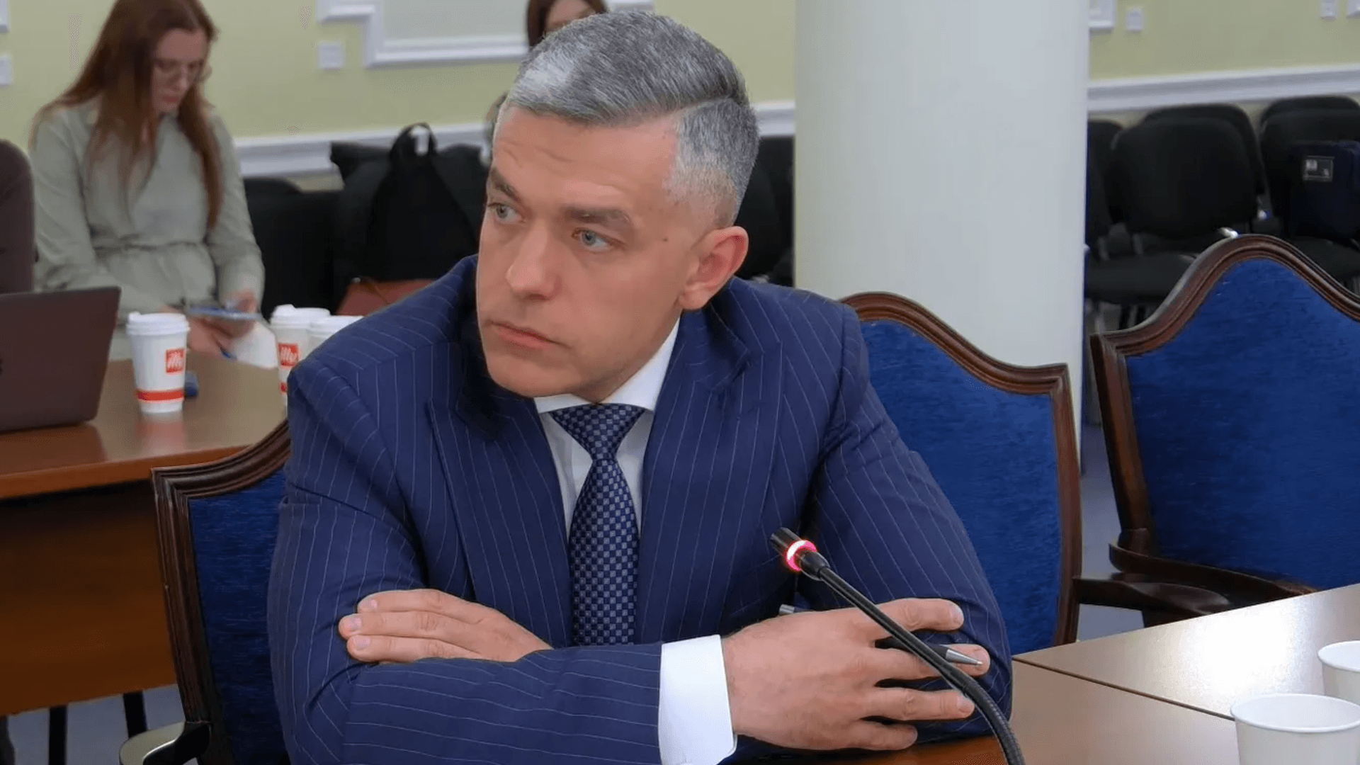 скриншот з відео