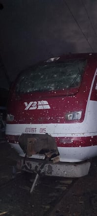 Росія знову б’є по залізничній інфраструктурі: в Полтаві уражені локомотивне депо й тягові підстанції (фото) /Фото 2
