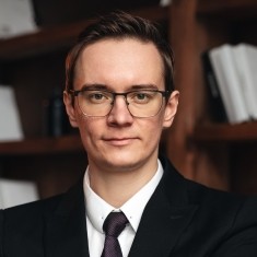 Александр Кузнецов