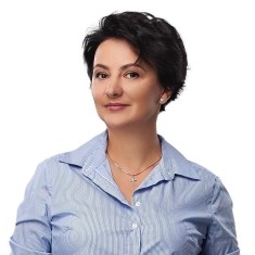 Елена Сукманова