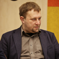 Максим Гардус