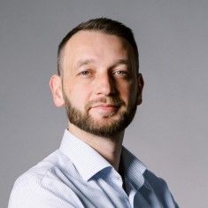 Роман Волошенюк