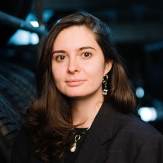 Елена Скирта