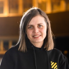 Олена Ведмідь