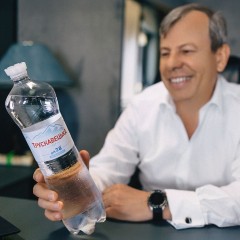 Микола Кміть, ринок води, мінеральна вода /надано пресслужбою Миколи Кмітя