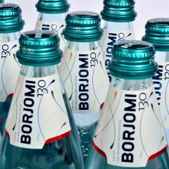 Borjomi змінило дистрибутора в Україні /Shutterstock
