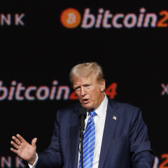 Як війна Трампа з Китаєм обвалила ринок крипти /Getty Images