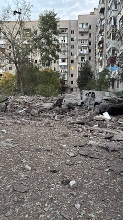 Росіяни масовано атакували Україну – влучання у житлові будинки в Прилуках і Кременчуці, є загиблі (фото, відео) /Фото 14