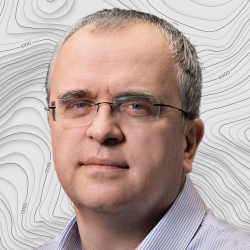 Олександр Комаров