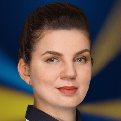 Олена Семич