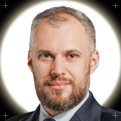 Роман Бондар