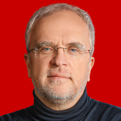 Олександр Комаров
