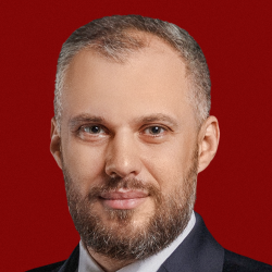 Роман Бондар