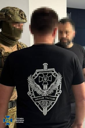 Обыски в трех областных управлениях полиции: следствие расследует дело о «порноофисах» /Фото 5