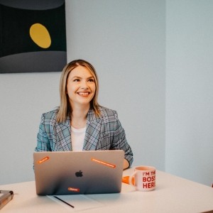 Засновниця необанку izibank