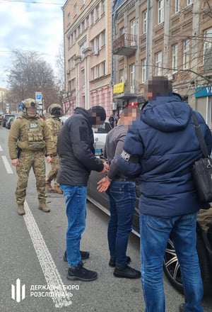 Львовского бизнесмена подозревают в попытке подкупа руководства ГБР за $500 000. Вероятно, речь идет об Игоре Гринкевиче /Фото 1