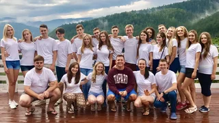 UGS — студенческая организация, которая помогает талантливым украинцам получать стипендии мировых школ и колледжей. Почему вы должны ее знать
