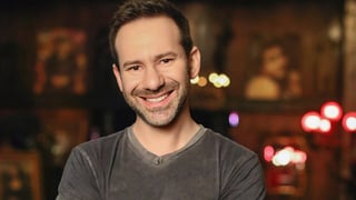 Владелец OnlyFans Радвинский получил $338 млн дивидендов, доходы сервиса превысили $1 млрд