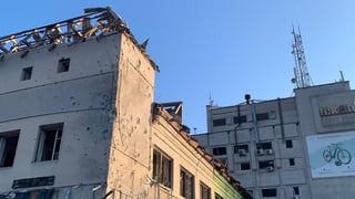Росія обстріляла сортувальний центр «Укрпошти» в Херсоні (фото)