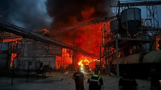 Россияне ночью ударили ракетами по промышленному объекту в Полтавской области, есть погибшие (фото)