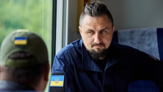 Война стоит «Укрзализныце» до 3 млрд грн ежемесячно. Как не остановиться под российскими обстрелами, потеряв больше половины доходов. Большое интервью с Александром Камышиным