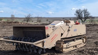 В Україні частково локалізували виробництво хорватської машини для розмінування MV-4