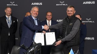 надано компанією SkyFall