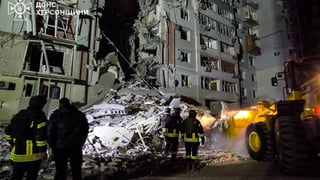 Росія атакувала обʼєкт ДТЕК на Одещині і обстріляла 9-поверхівку у Херсоні. Що відомо
