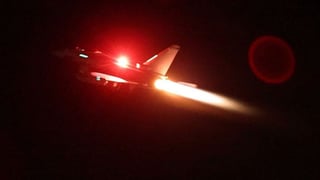 США та Велика Британія атакували військові обʼєкти хуситів у Ємені. Головне