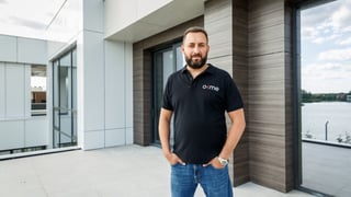Відновлення багатоповерхівок та котеджні містечка. Як живе «скляний бізнес» під час війни