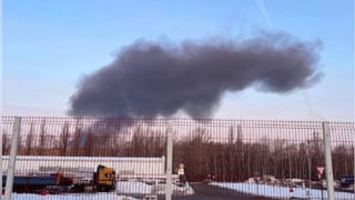 У Рязані після атаки дронів палає НПЗ «Роснефти» (фото, відео)