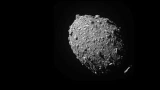 Вперше в історії космічний апарат NASA врізався в астероїд, щоб змінити його траєкторію польоту