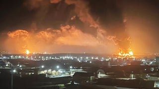 Заправляти танки буде складніше. Поряд з Україною 18 російських нафтобаз, дві згоріли. Де решта? Інфографіка