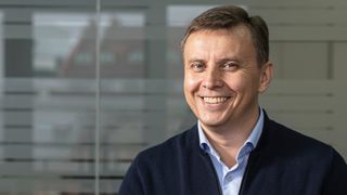 Олександр Чекменьов