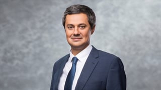 сайт upc.ua, а також оброблено і доповнено за допомогою ШІ (штучного інтелекту) Photoshop Beta.