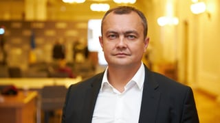 Отдых на Мальдивах. Верховная Рада лишила депутатского мандата Юрия Аристова