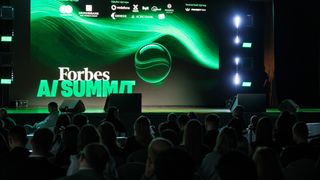 Бути на крок попереду. Про що говорили на AI Summit 2025