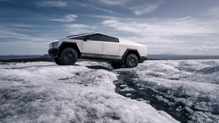 tesla.com