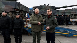 Первые танки Leopard 2 от Польши прибыли в Украину: фото, видео