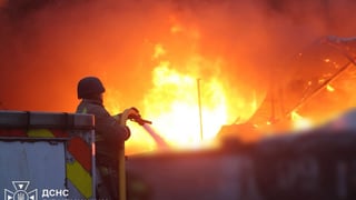 Росія дронами атакувала склад дистриб’ютора ліків «БаДМ» у Рівному